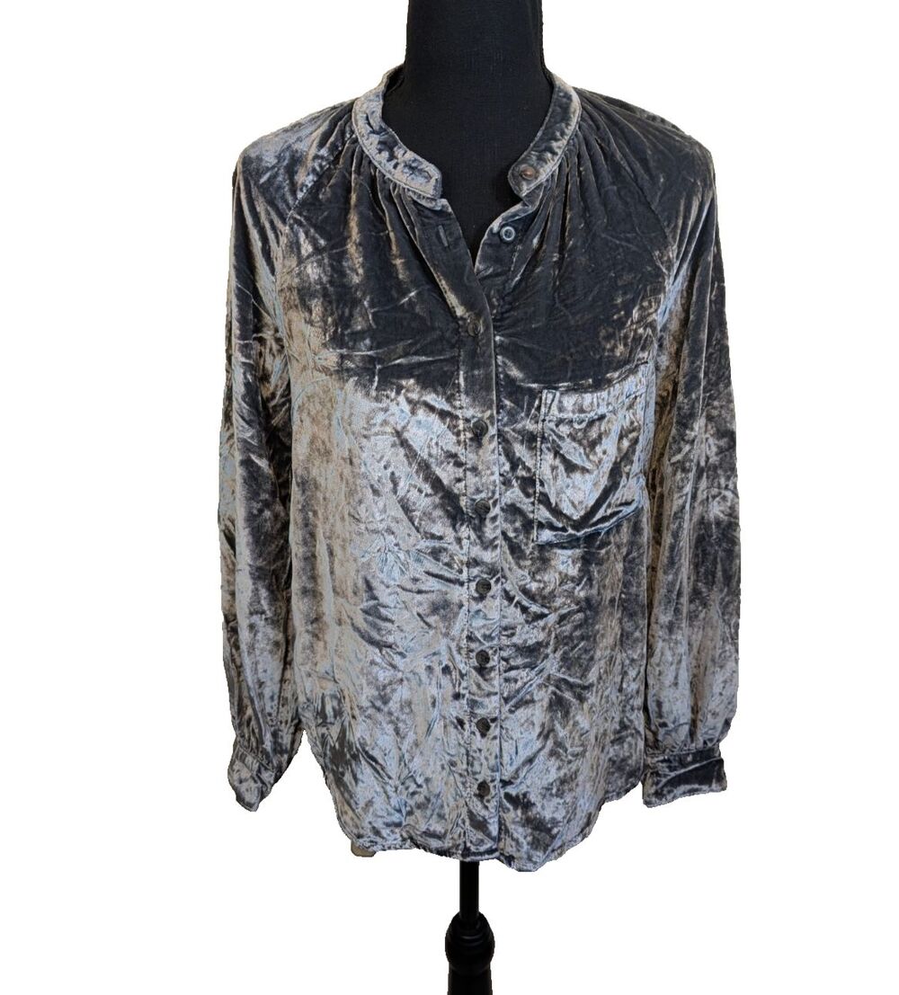 Pilcro Anthropologie Button Down Top Gray Pleating Velvet Relaxed Fit XS - Picture 2 of 14